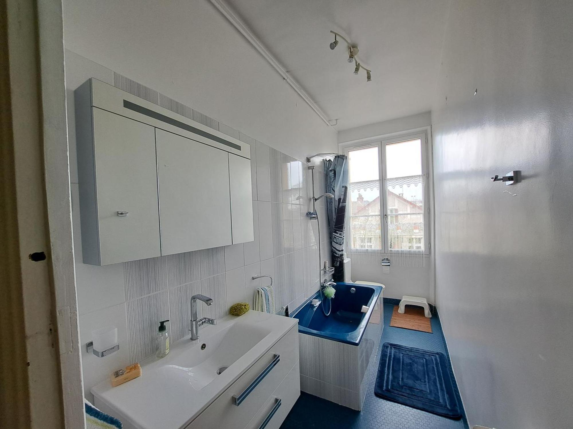 Les Chambres De Lucie-B&B - Petit Dej Inclus - Parking Prive - Proche Gare Versailles Zimmer foto