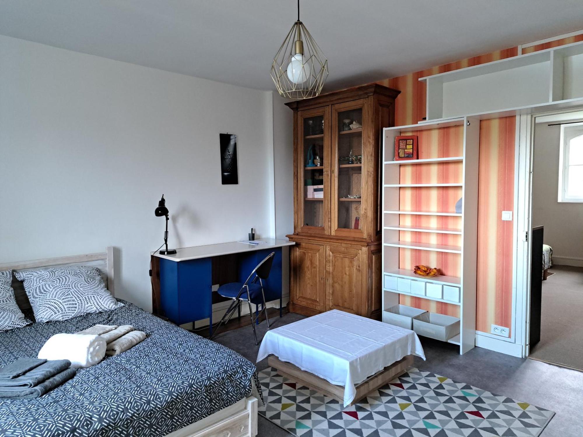 Les Chambres De Lucie-B&B - Petit Dej Inclus - Parking Prive - Proche Gare Versailles Zimmer foto