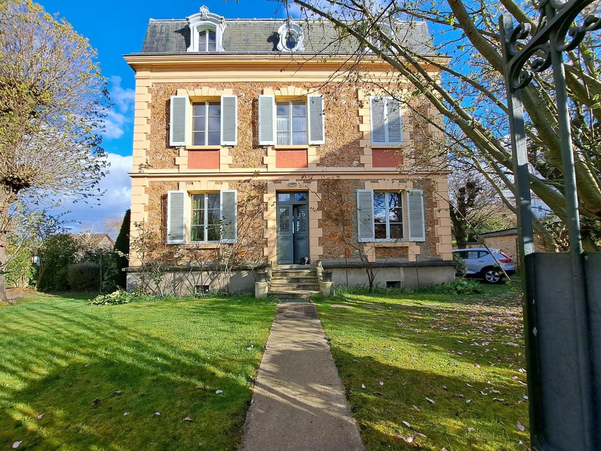 Les Chambres De Lucie-B&B - Petit Dej Inclus - Parking Prive - Proche Gare Versailles Exterior foto
